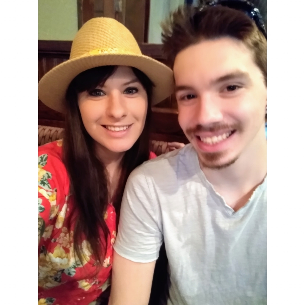 Meet your Posher, Danielle